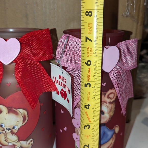 Miss Valentine Illuminated Milk Jugs - Picture 9 of 10